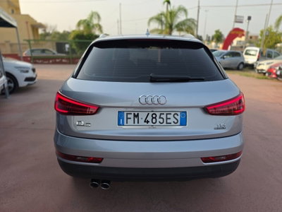 Audi Q3 2.0 TDI 150 CV quattro Business (6)