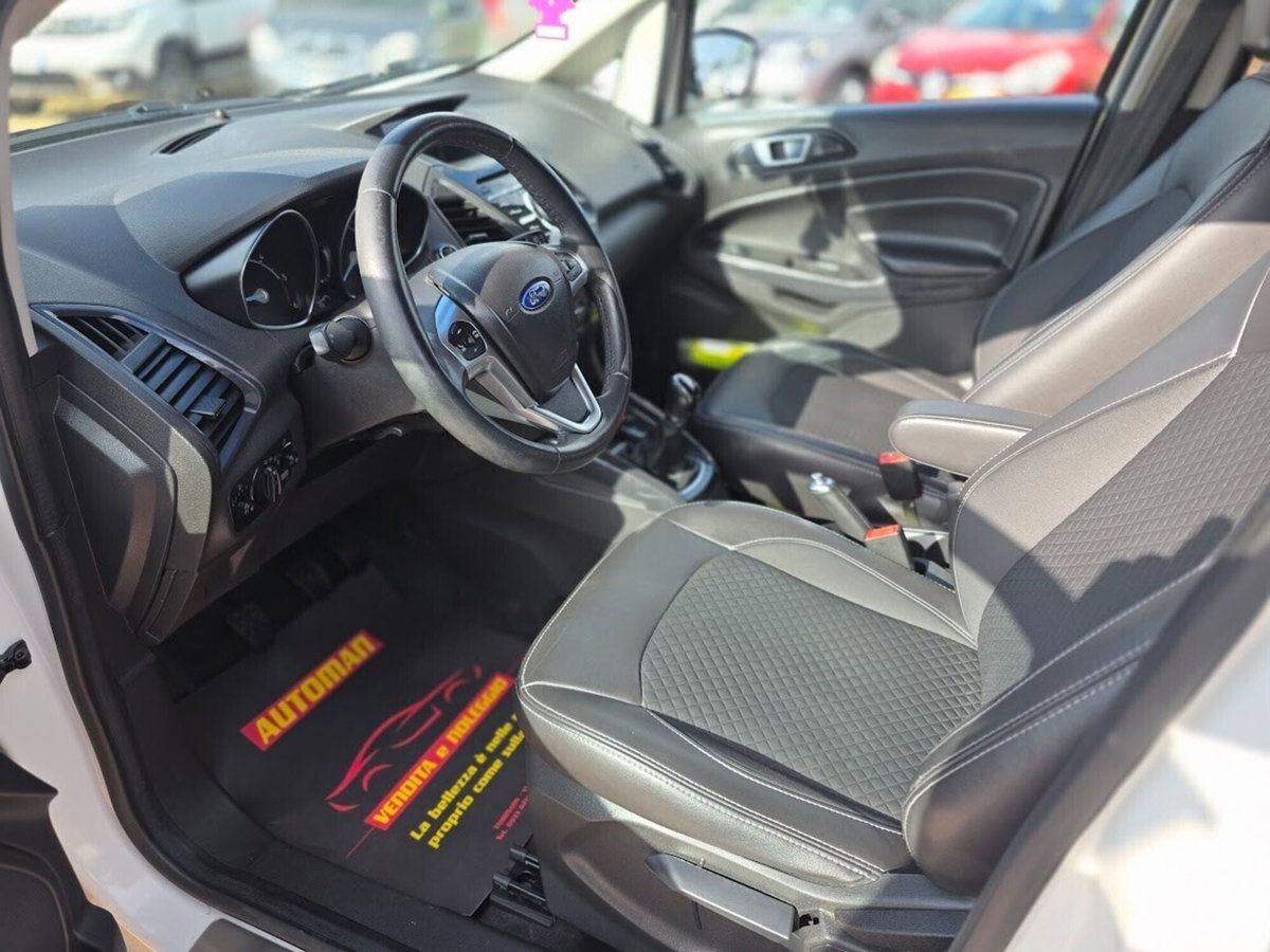 Ford EcoSport 1.5 TDCi 95 CV Titanium S (15)