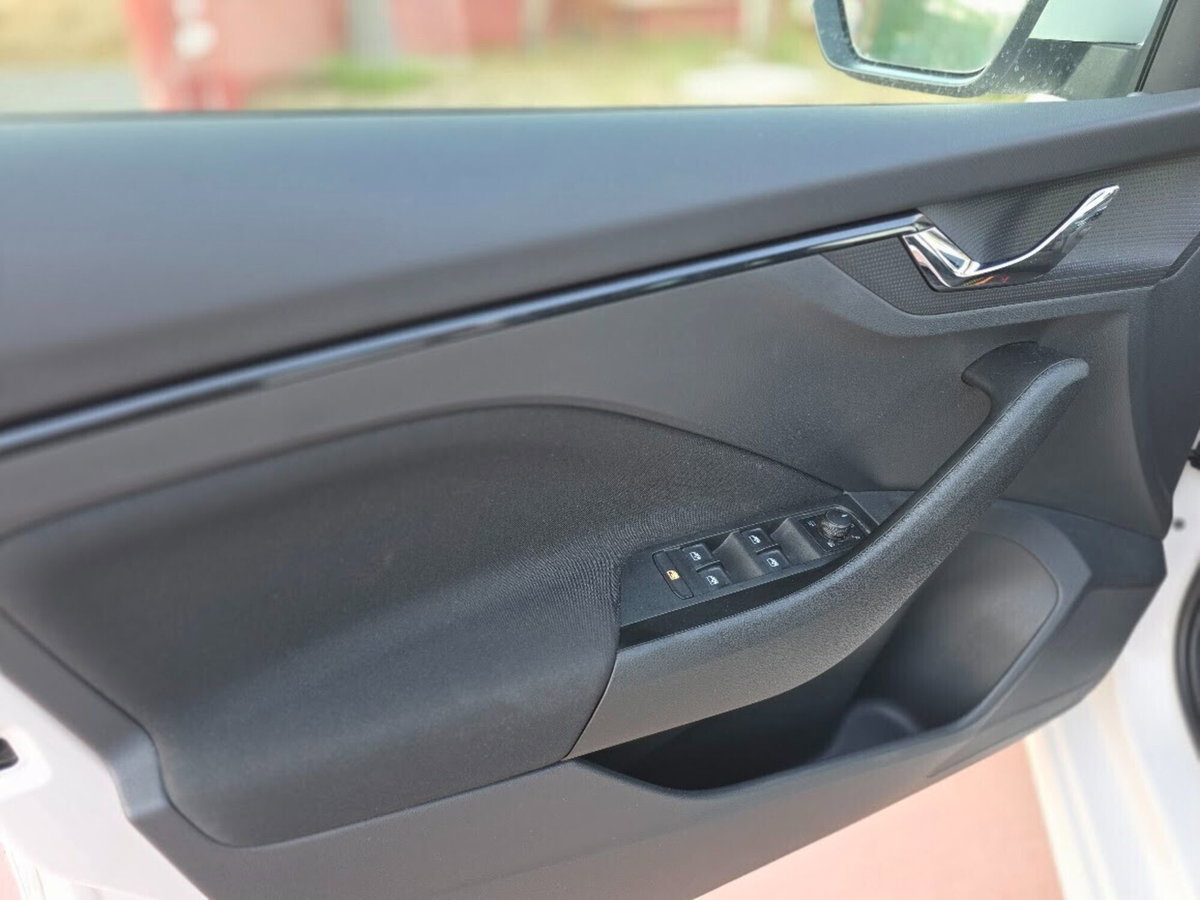 Skoda Kamiq 1.0 G-Tec Ambition (16)