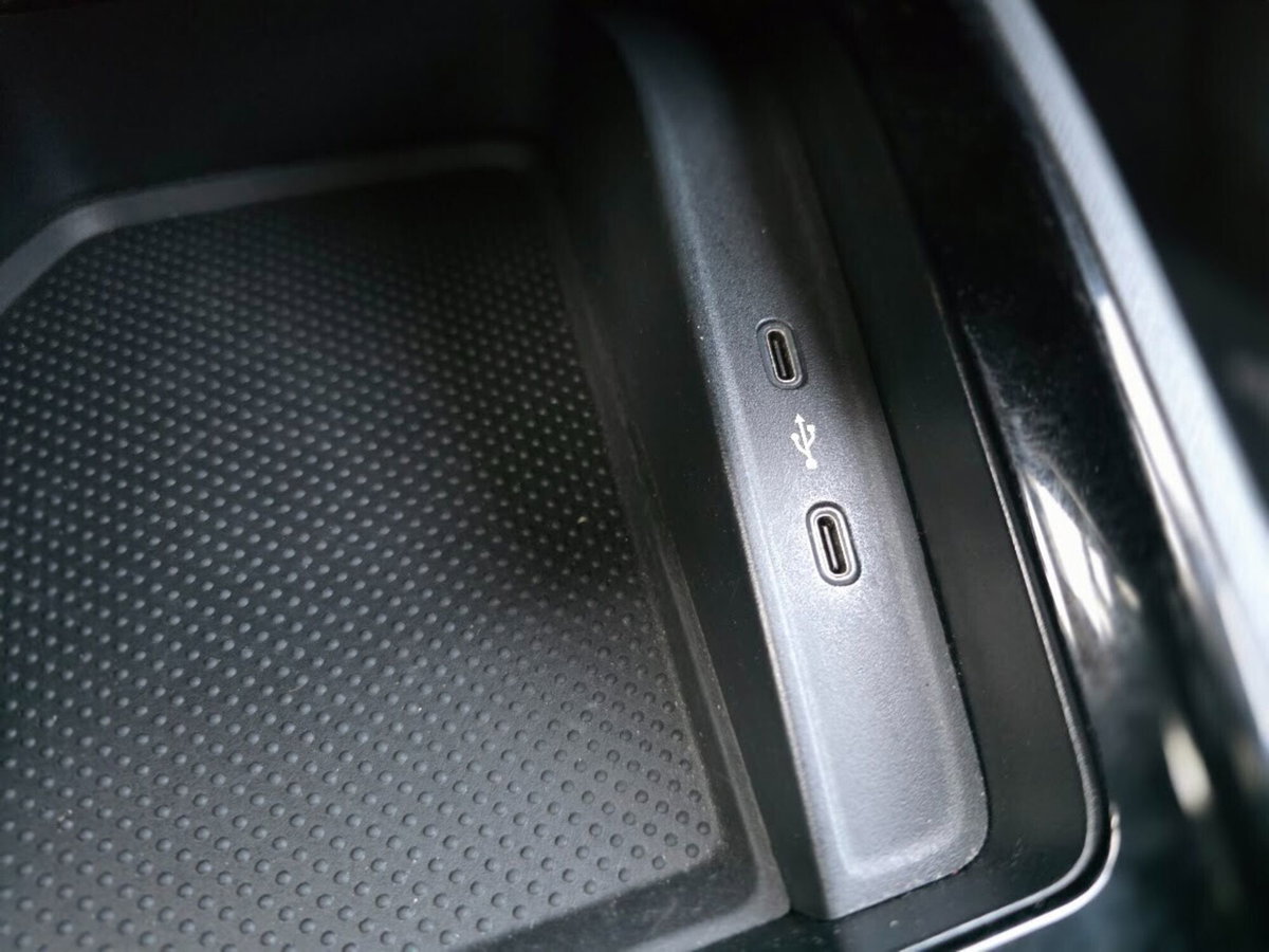 Skoda Kamiq 1.0 G-Tec Ambition (20)
