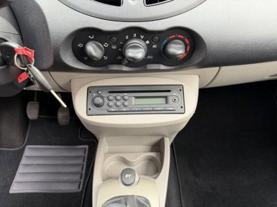 Renault Twingo 1.2 8V Dynamique (10)