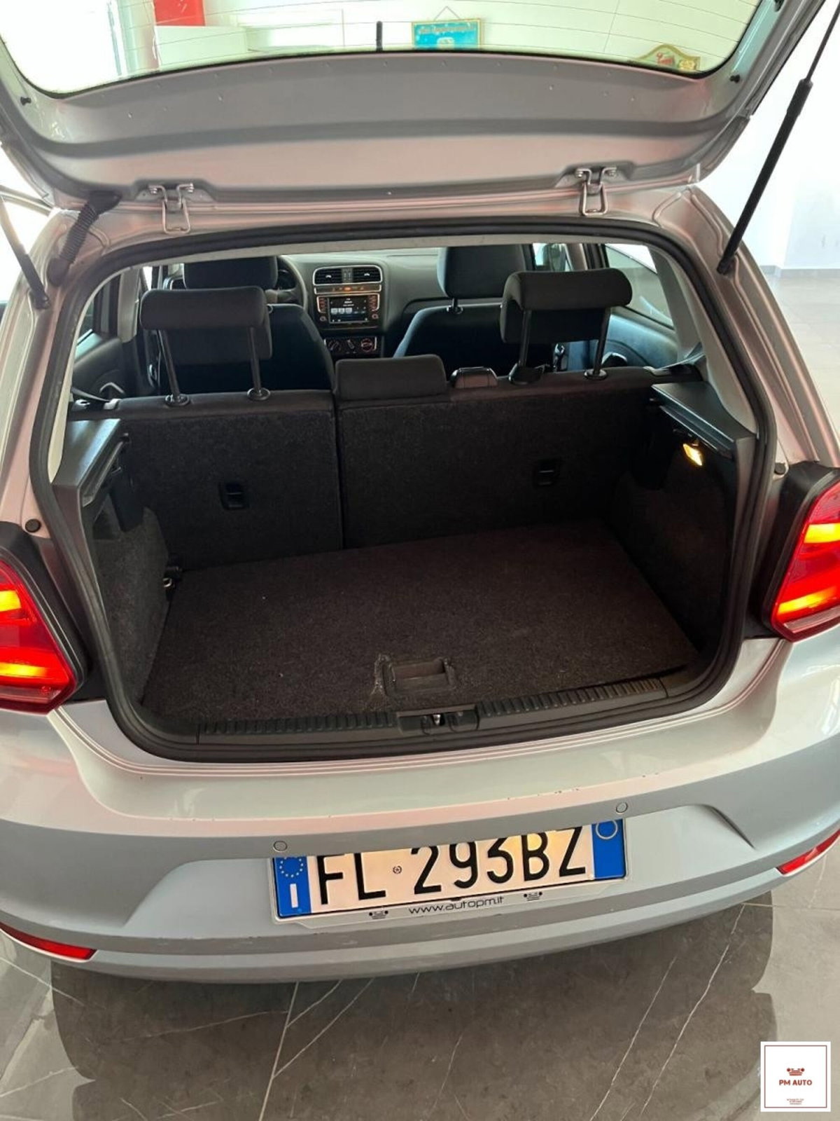 Volkswagen Polo 1.4 TDI 5p. Trendline BlueMotion Technology (2)