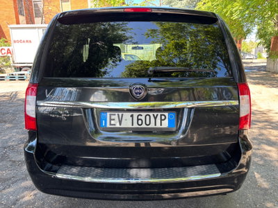 Lancia Voyager 2.8 Turbodiesel Silver 177 CV (6)