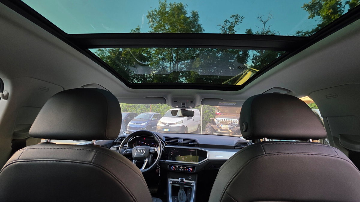 Audi Q3 Sportback 35 TDI S line edition (17)