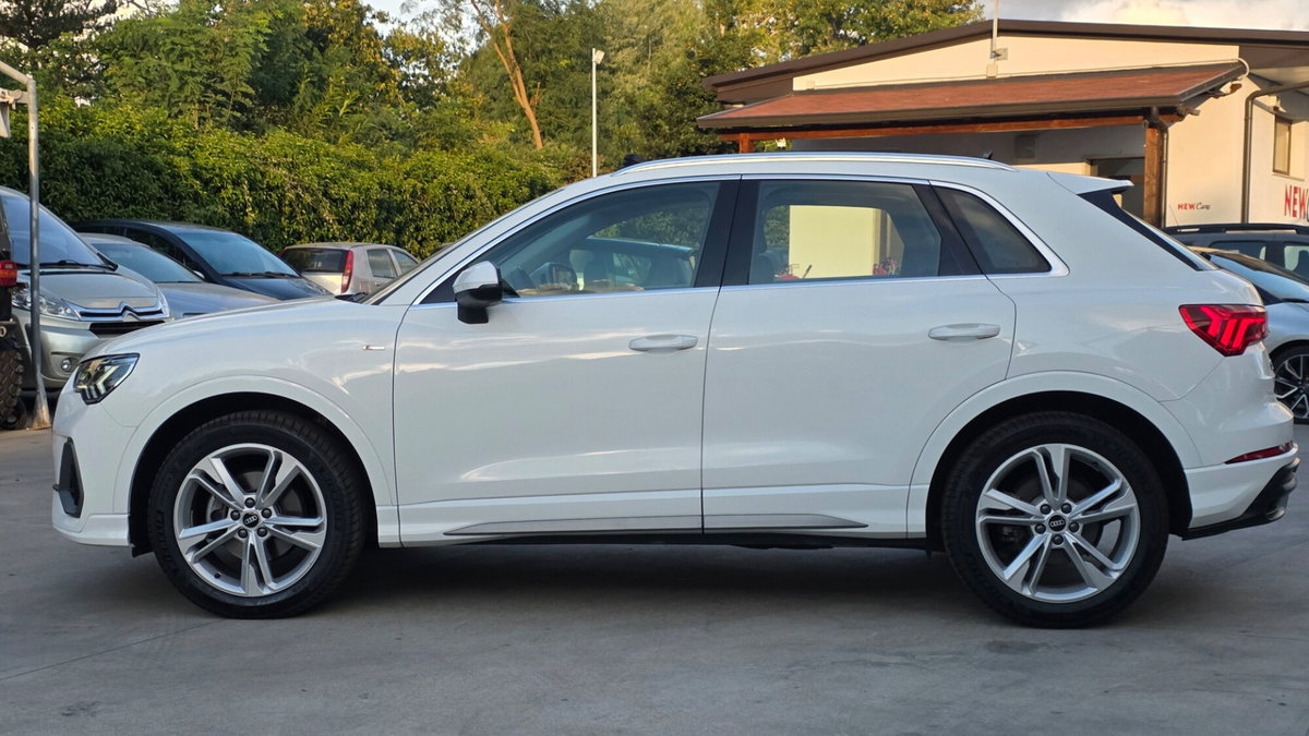 Audi Q3 Sportback 35 TDI S line edition (5)