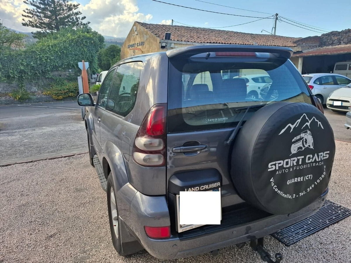 Toyota Land Cruiser D-4D 16V cat 3 porte aut. Executive (6)