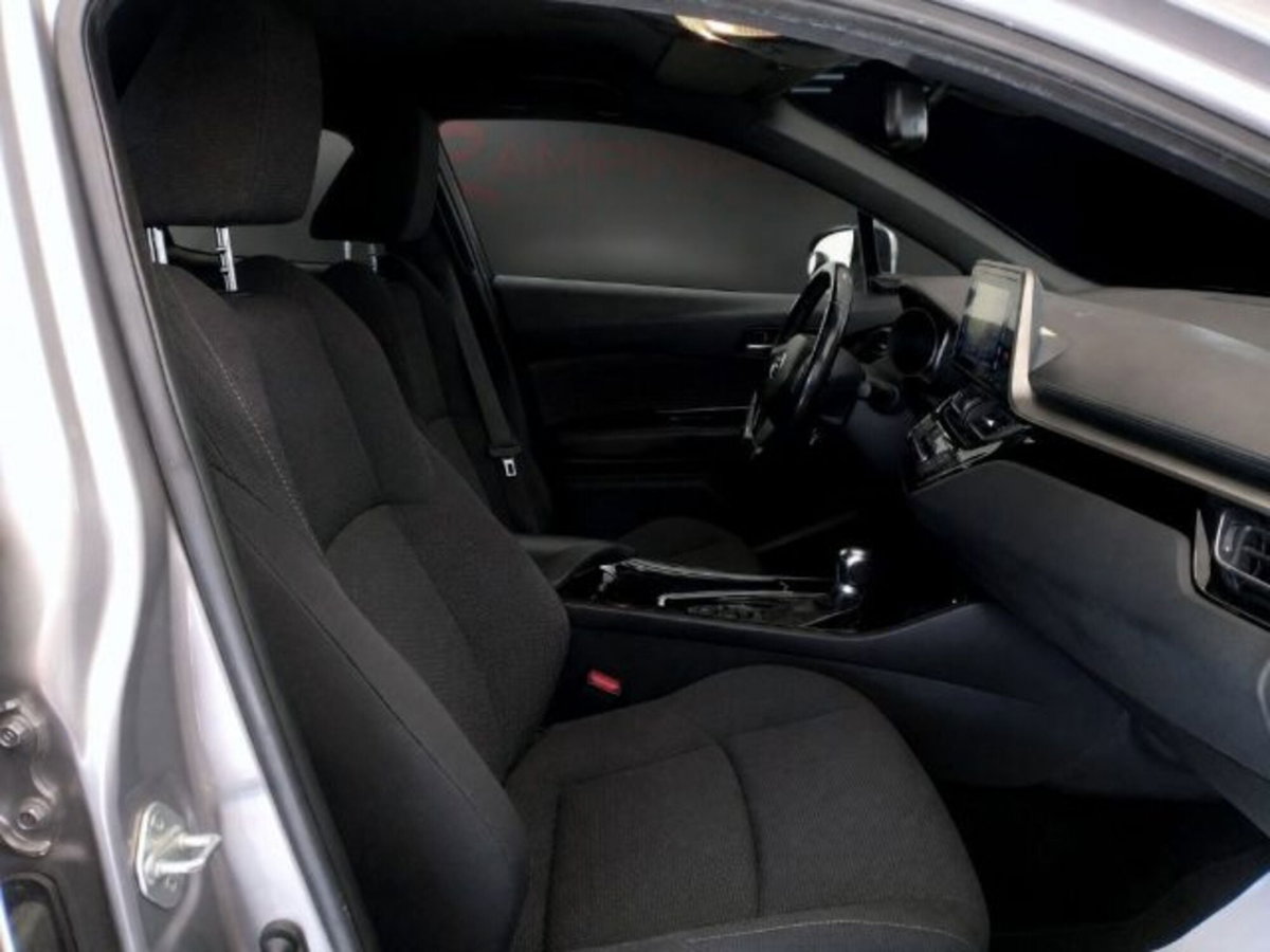Toyota Toyota C-HR 1.8 Hybrid E-CVT Trend (16)