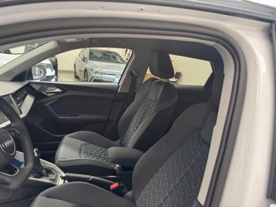 Audi A1 Sportback 30 1.0 tfsi Identity Black 116cv s-tronic (8)