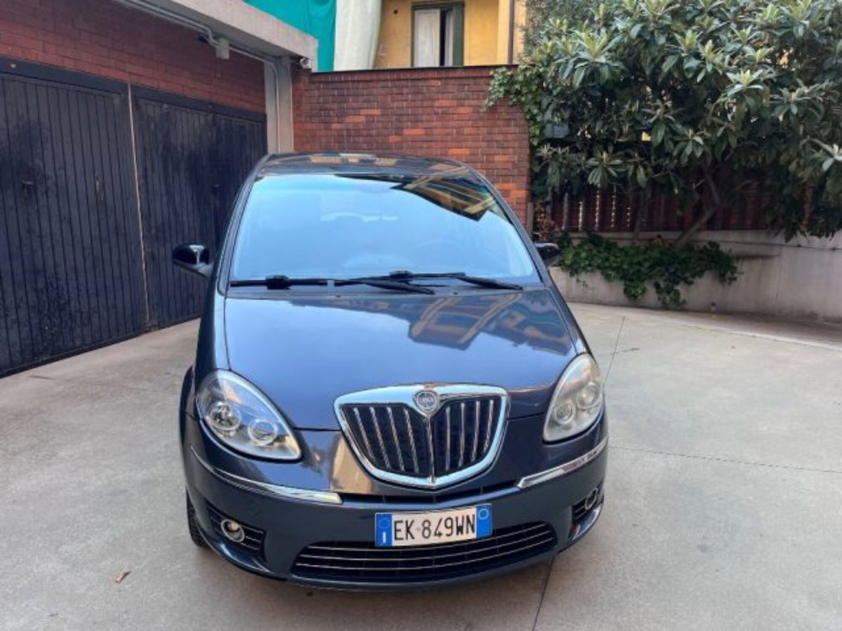 Lancia Musa 1.3 Mjt 95 CV 5th Avenue (11)