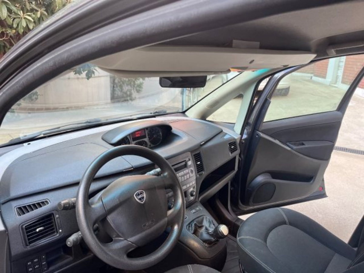 Lancia Musa 1.3 Mjt 95 CV 5th Avenue (7)