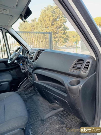 Iveco Daily Furgone 33S16HV 2.3 HPT PC-TN Furgone (20)