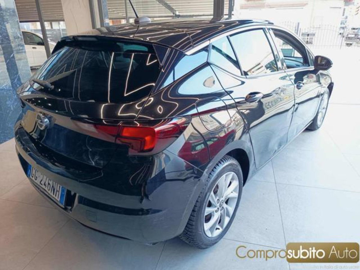 Opel Astra 1.5 CDTI 105 CV S&S 5 porte Business Elegance (7)