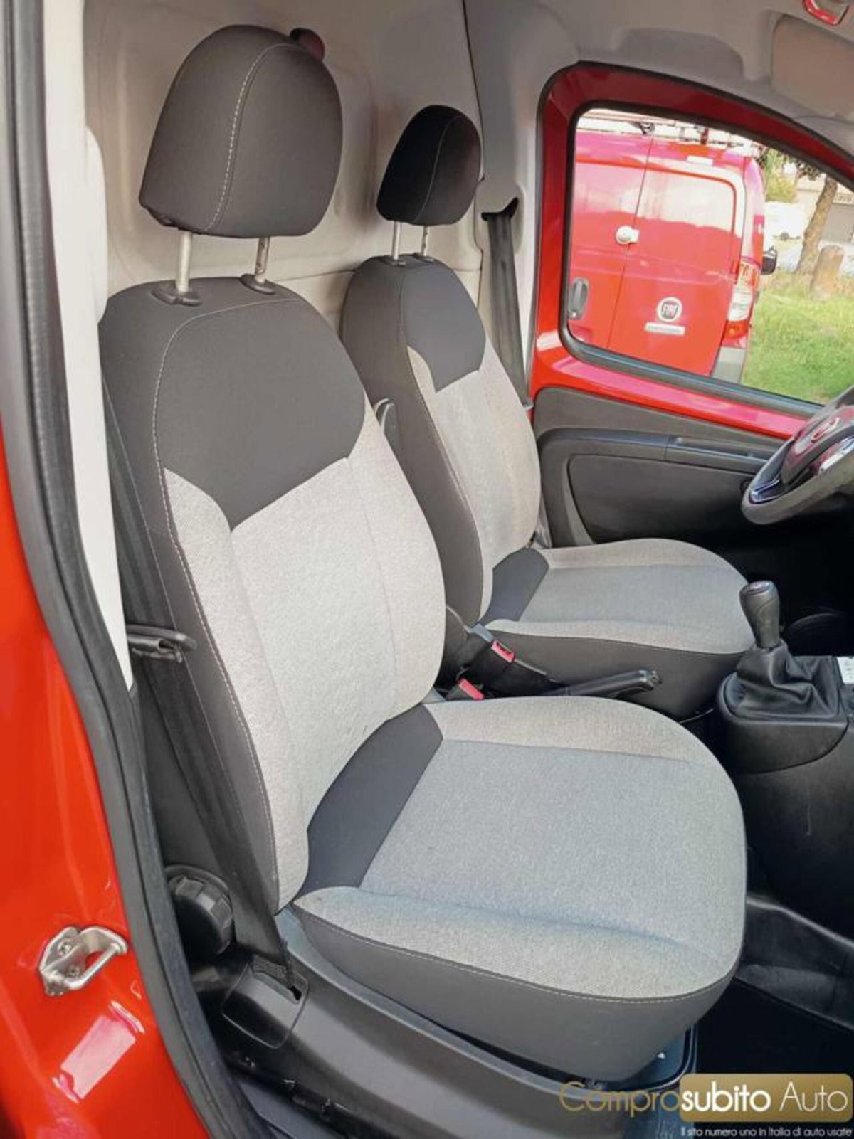 Fiat Fiorino 1.3 MJT 80CV Cargo (19)