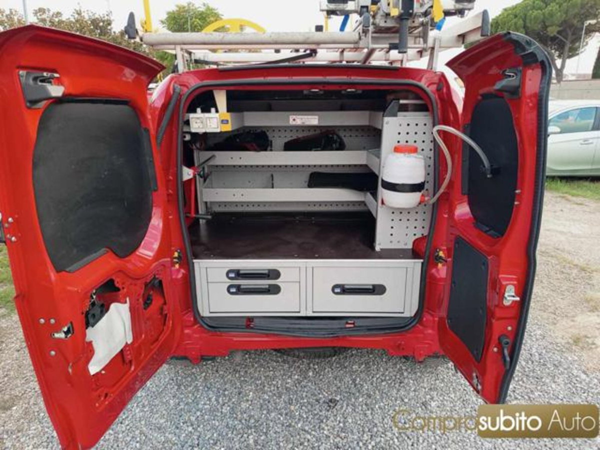 Fiat Fiorino 1.3 MJT 80CV Cargo (20)