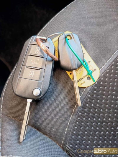 Peugeot 208 HDi 68 CV 5 porte Access (20)