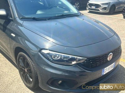Fiat Tipo Tipo 5p 1.0 t3 Cross 100cv usata