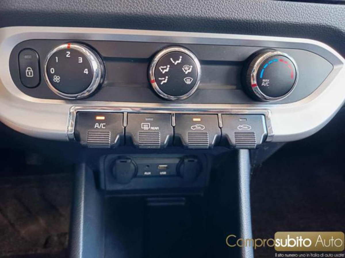 Kia Rio 1.1 CRDi 5p. Cool (11)