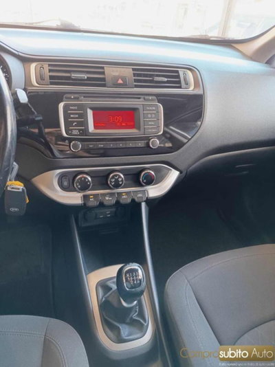 Kia Rio 1.1 CRDi 5p. Cool (14)