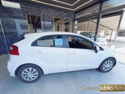 Kia Rio 1.1 CRDi 5p. Cool (5)