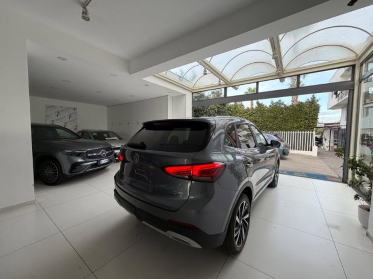 Mg ZS ZS 1.5 Luxury (11)