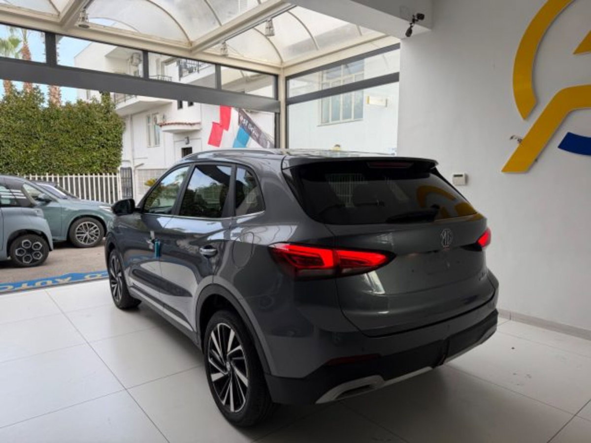 Mg ZS ZS 1.5 Luxury (13)