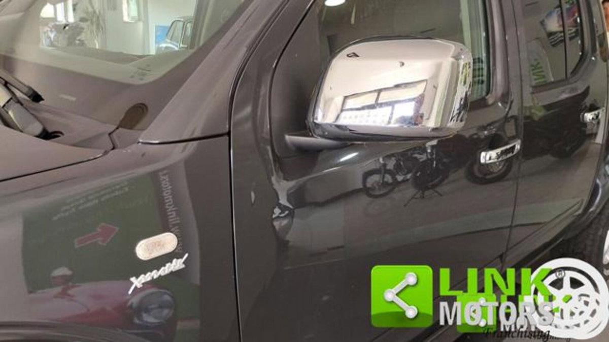 Nissan Navara 2.5 dCi 4 porte Double Cab LE (10)