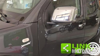 Nissan Navara 2.5 dCi 4 porte Double Cab LE (10)