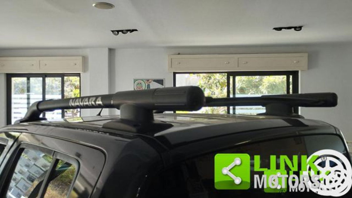 Nissan Navara 2.5 dCi 4 porte Double Cab LE (18)