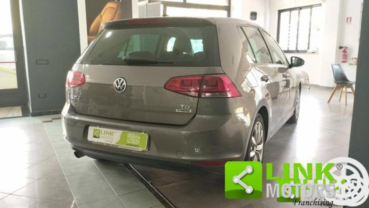 Volkswagen Golf 1.6 TDI 110 CV DSG 5p. Highline BlueMotion Technology (4)
