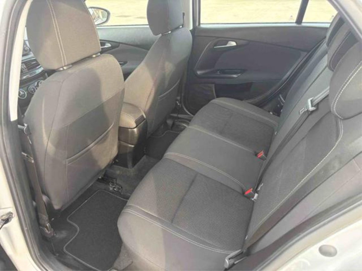 Fiat Tipo Station Wagon Tipo 1.3 Mjt S&S SW City Life (12)