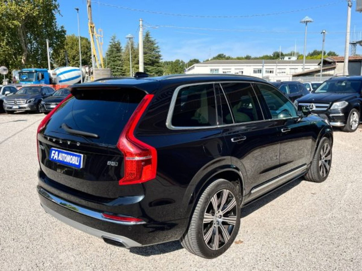 Volvo XC90 B5 (d) AWD Geartronic 7 posti Inscription (13)