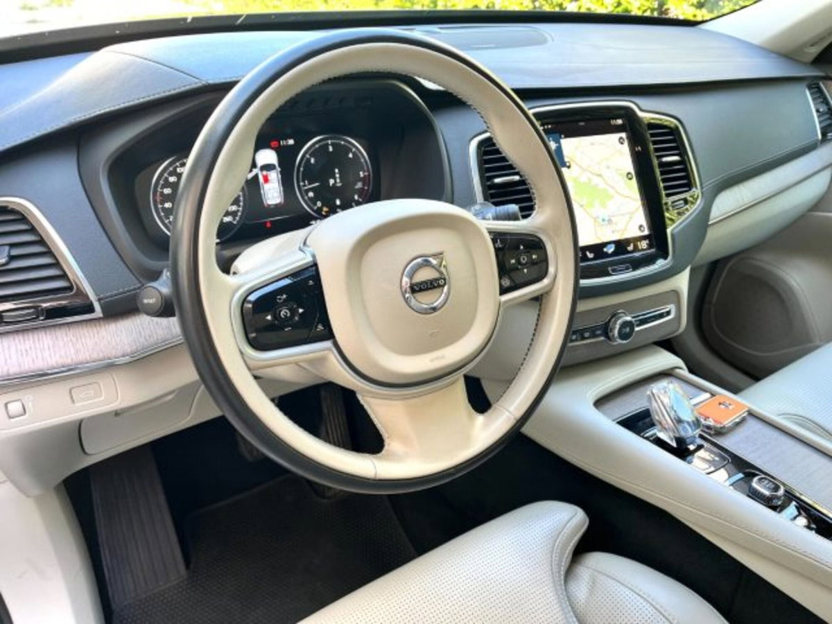 Volvo XC90 B5 (d) AWD Geartronic 7 posti Inscription (20)
