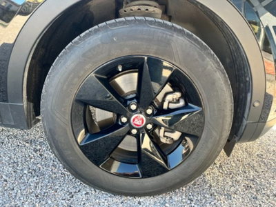 Jaguar E-Pace 2.0d i4 mhev R-Dynamic S awd 163cv auto (11)