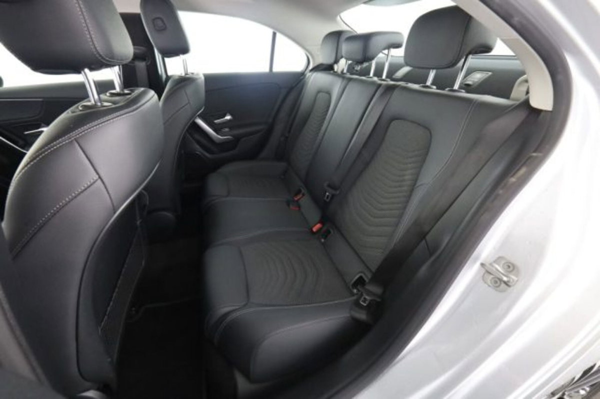 Mercedes-Benz Classe A Sedan 200 d Progressive Advanced Plus auto (3)