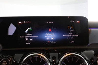 Mercedes-Benz Classe A 250 e Automatic EQ-Power Premium (11)