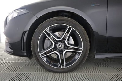 Mercedes-Benz Classe A 250 e Automatic EQ-Power Premium (8)