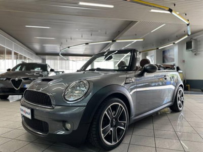 MINI Mini Cabrio 1.6 16V Cooper S Cabrio (2)
