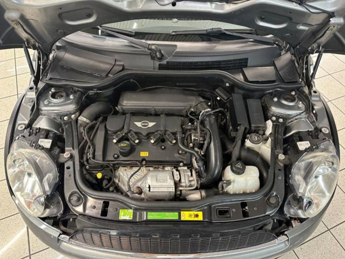 MINI Mini Cabrio 1.6 16V Cooper S Cabrio (6)