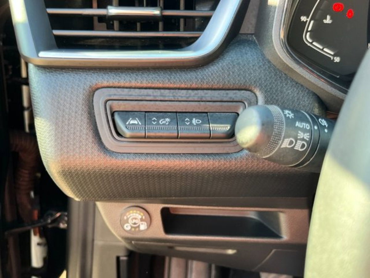 Renault Clio TCe 100 CV GPL 5 porte Intens (13)