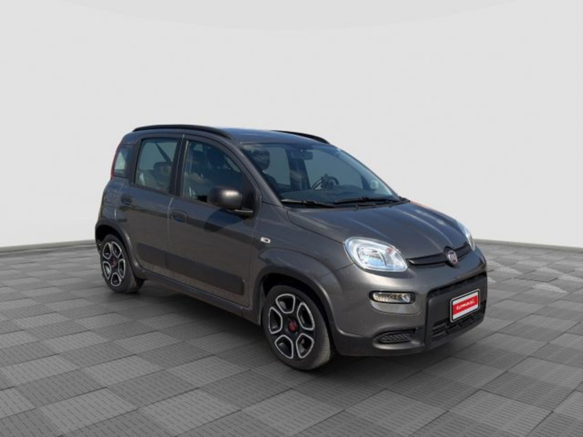 Fiat Panda 1.0 FireFly S&S Hybrid City Cross (7)
