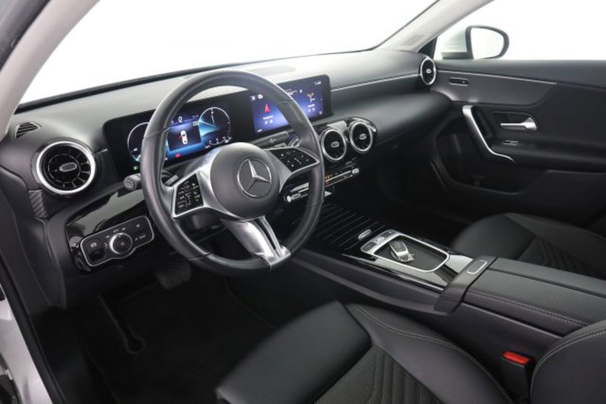 Mercedes-Benz Classe A Sedan 200 d Progressive Advanced Plus auto