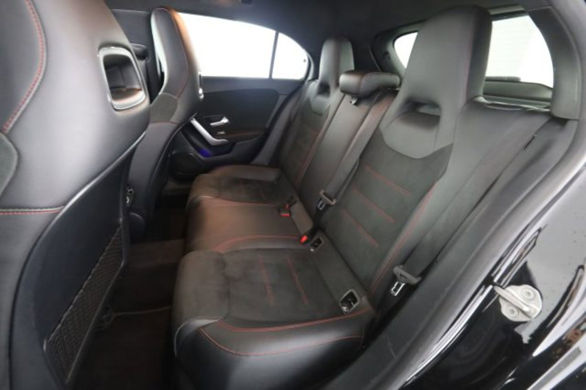 Mercedes-Benz Classe A 250 e Automatic EQ-Power Premium (3)