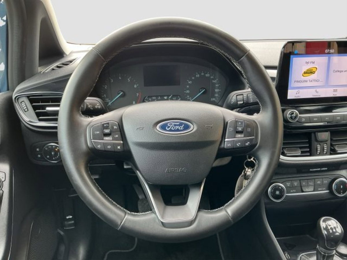 Ford Fiesta 1.1 75 CV 5 porte Titanium (12)