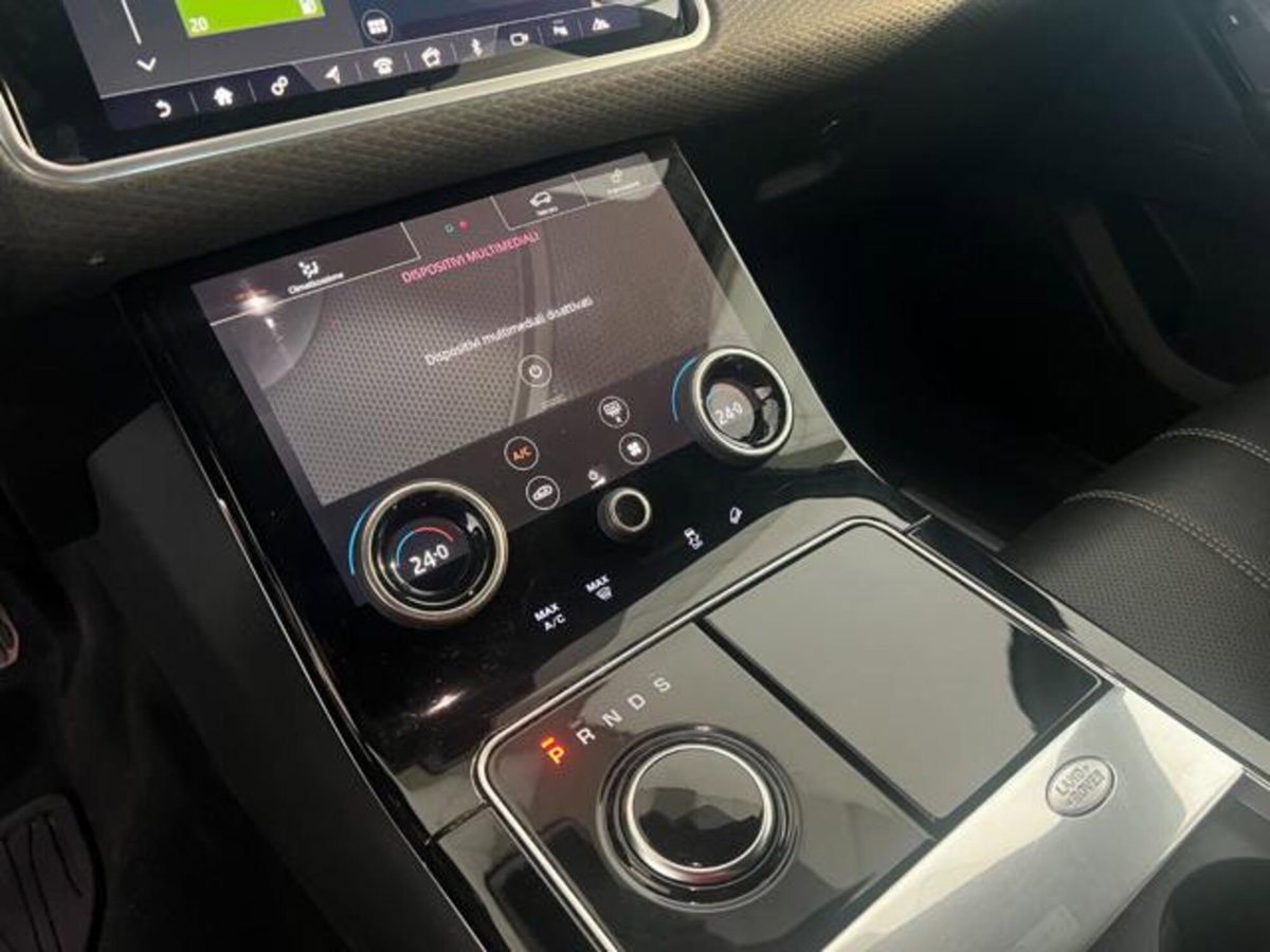 Land Rover Range Rover Velar 2.0D I4 180 CV R-Dynamic S (19)