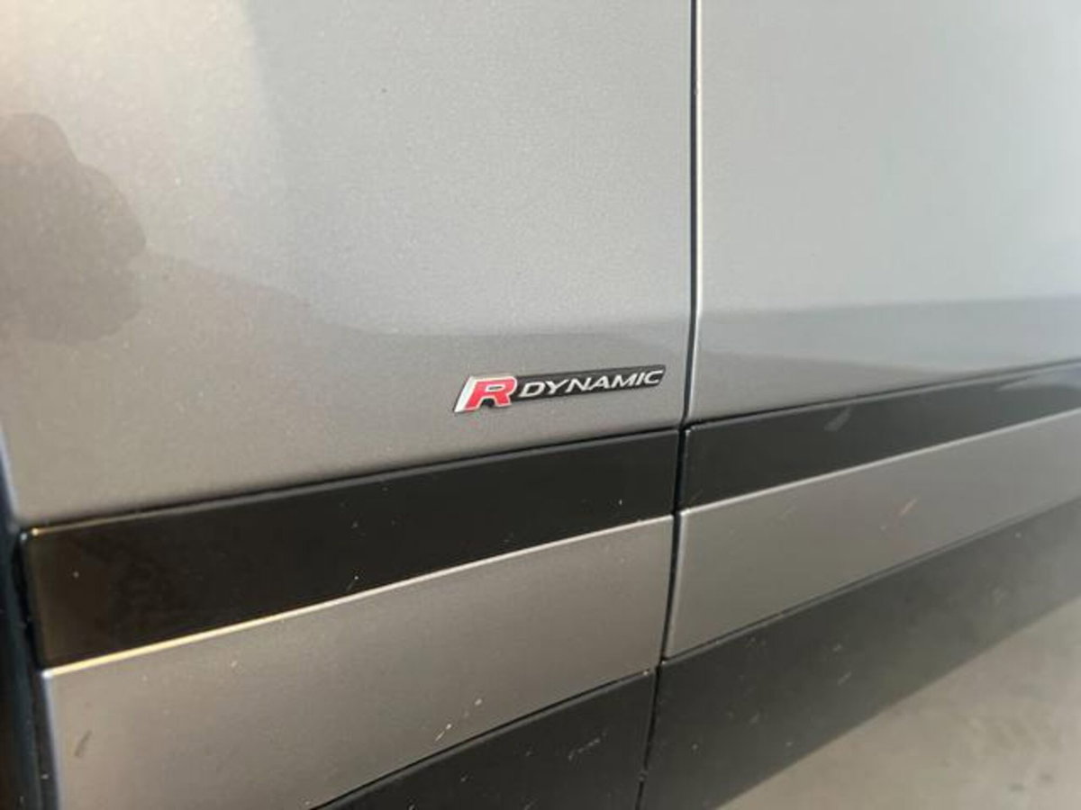 Land Rover Range Rover Velar 2.0D I4 180 CV R-Dynamic S (8)