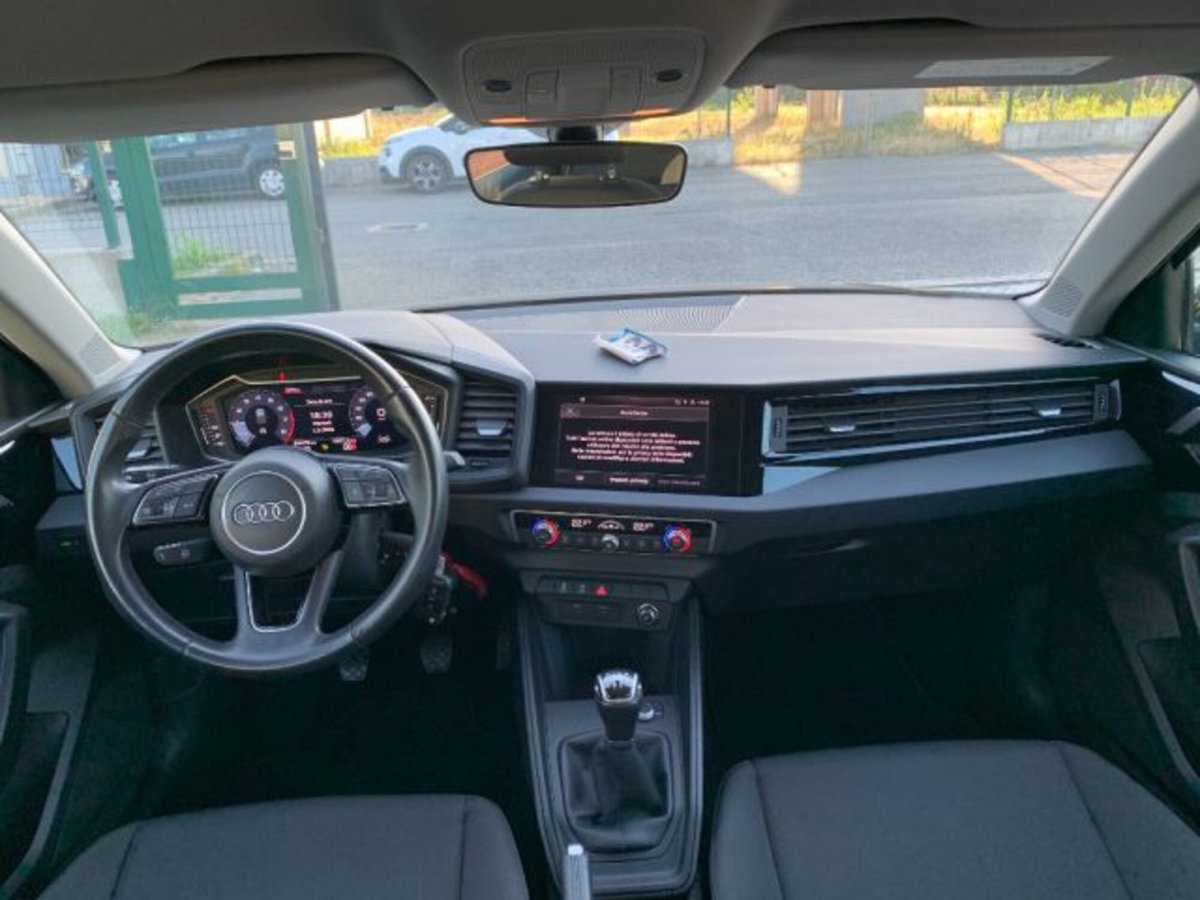 Audi A1 Sportback 25 TFSI Identity Black (10)