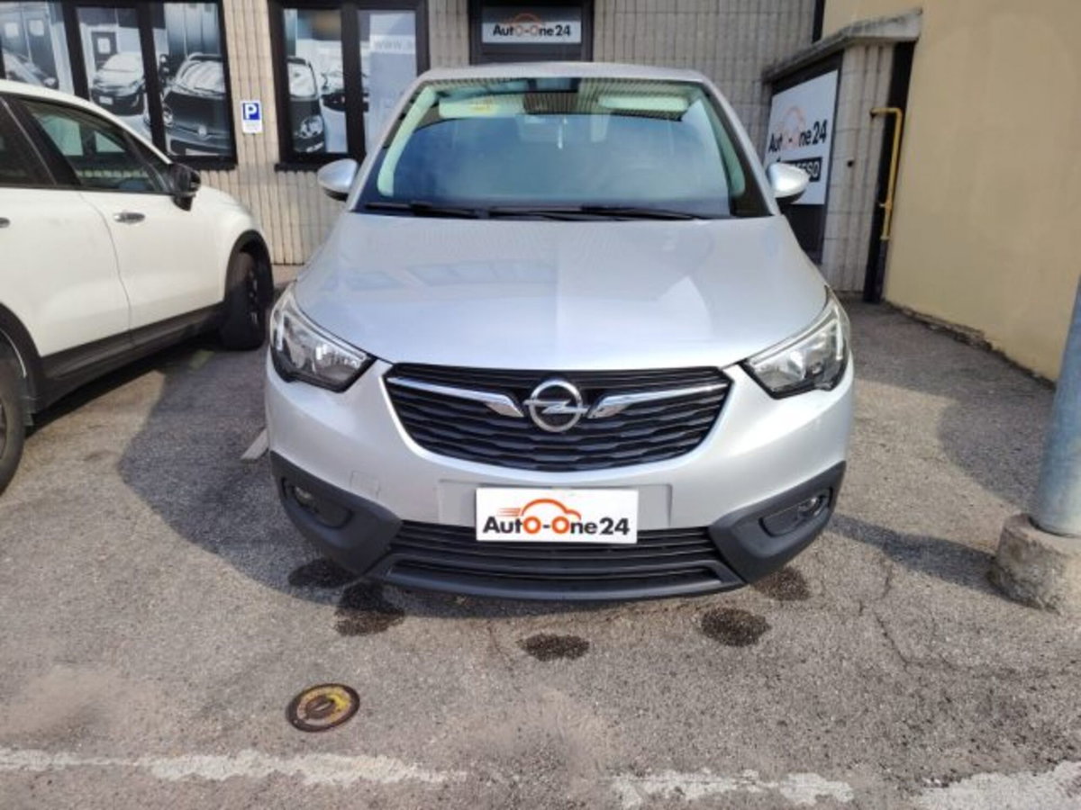 Opel Crossland X 1.2 12V 120 Anniversary (3)