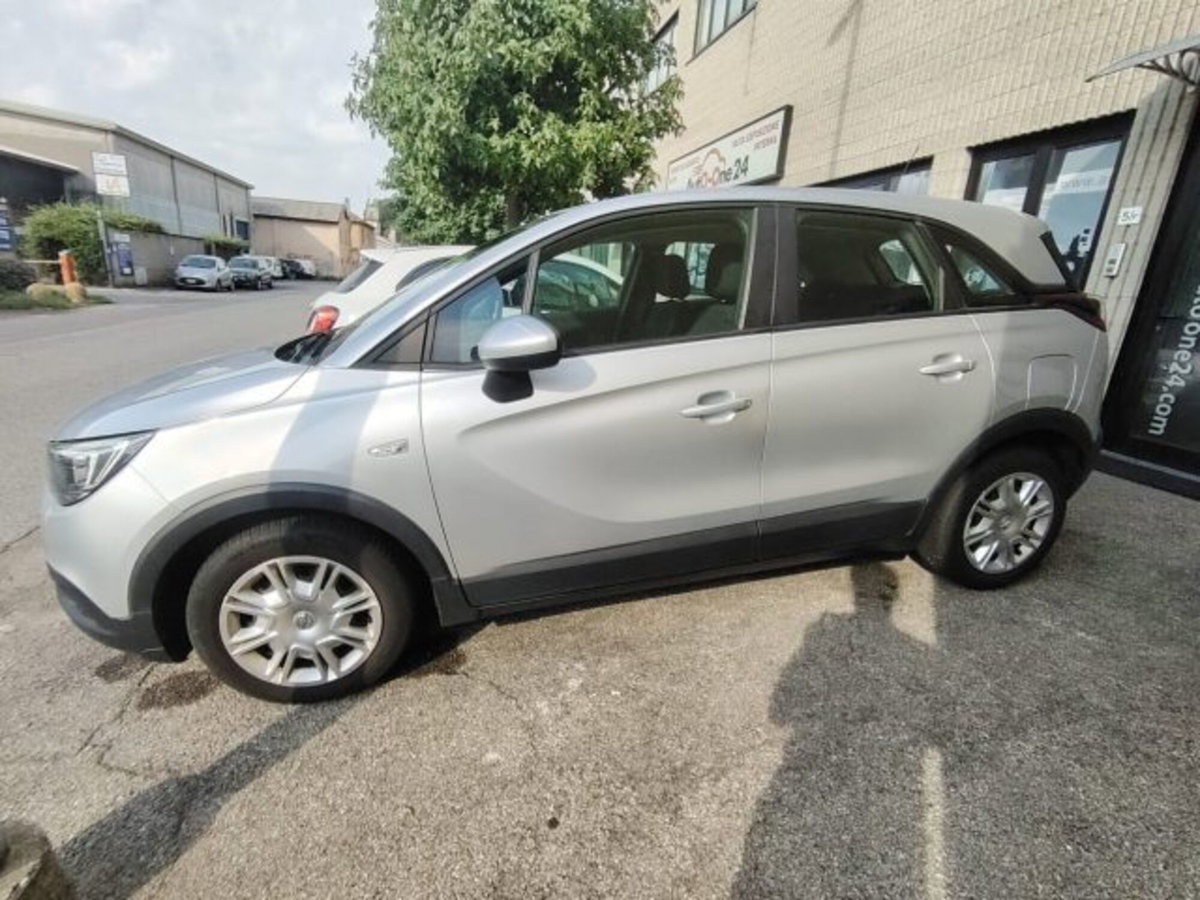 Opel Crossland X 1.2 12V 120 Anniversary (5)