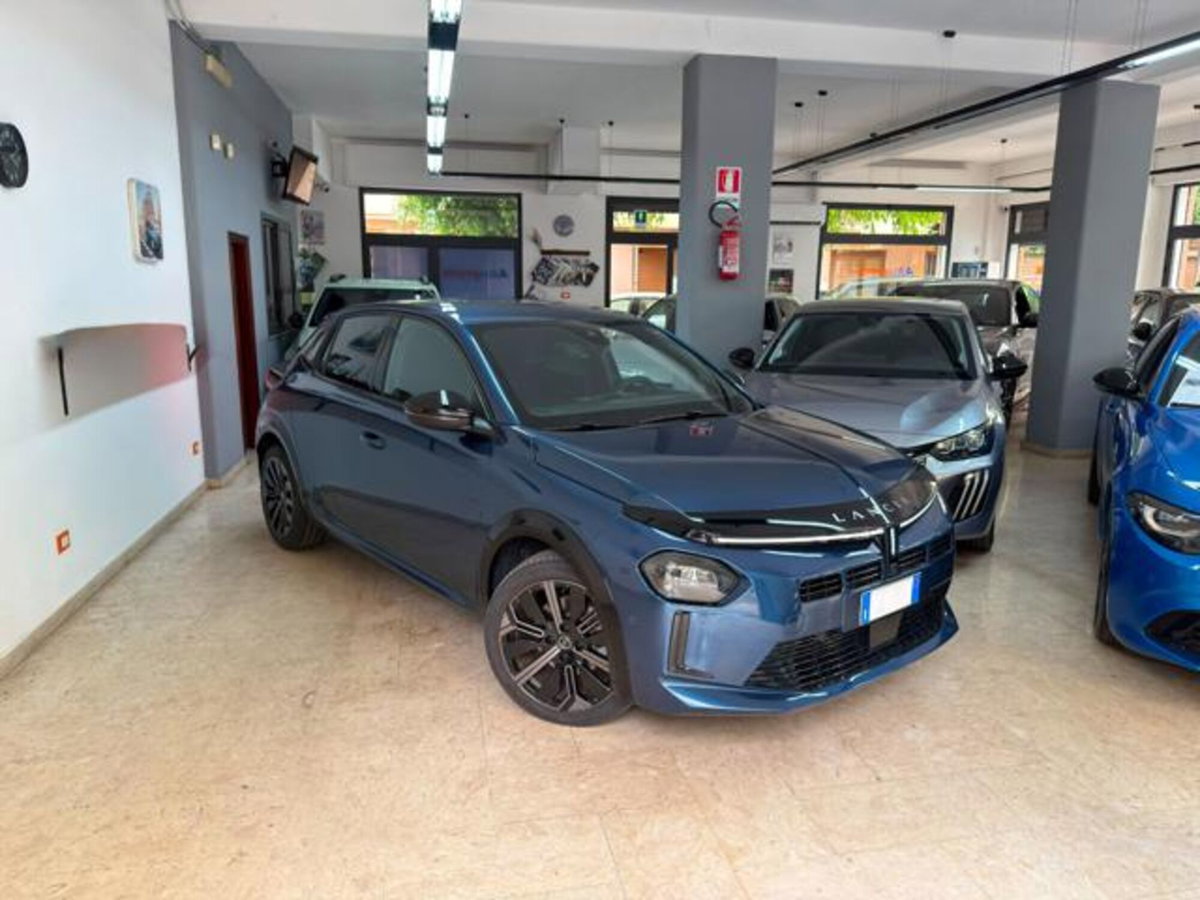 Lancia Ypsilon 1.2 mhev Edizione Limitata Cassina e-dct