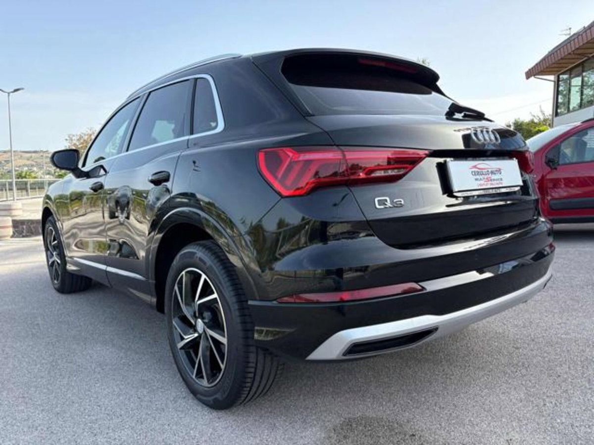 Audi Q3 35 TDI quattro S tronic Business Advanced (4)